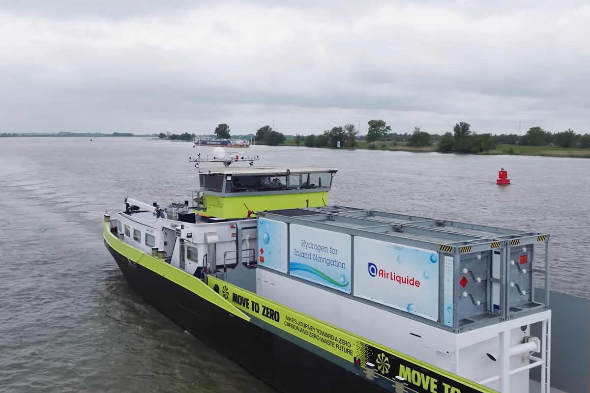 First inland hydrogen container ship launched by FPS and Nike H2